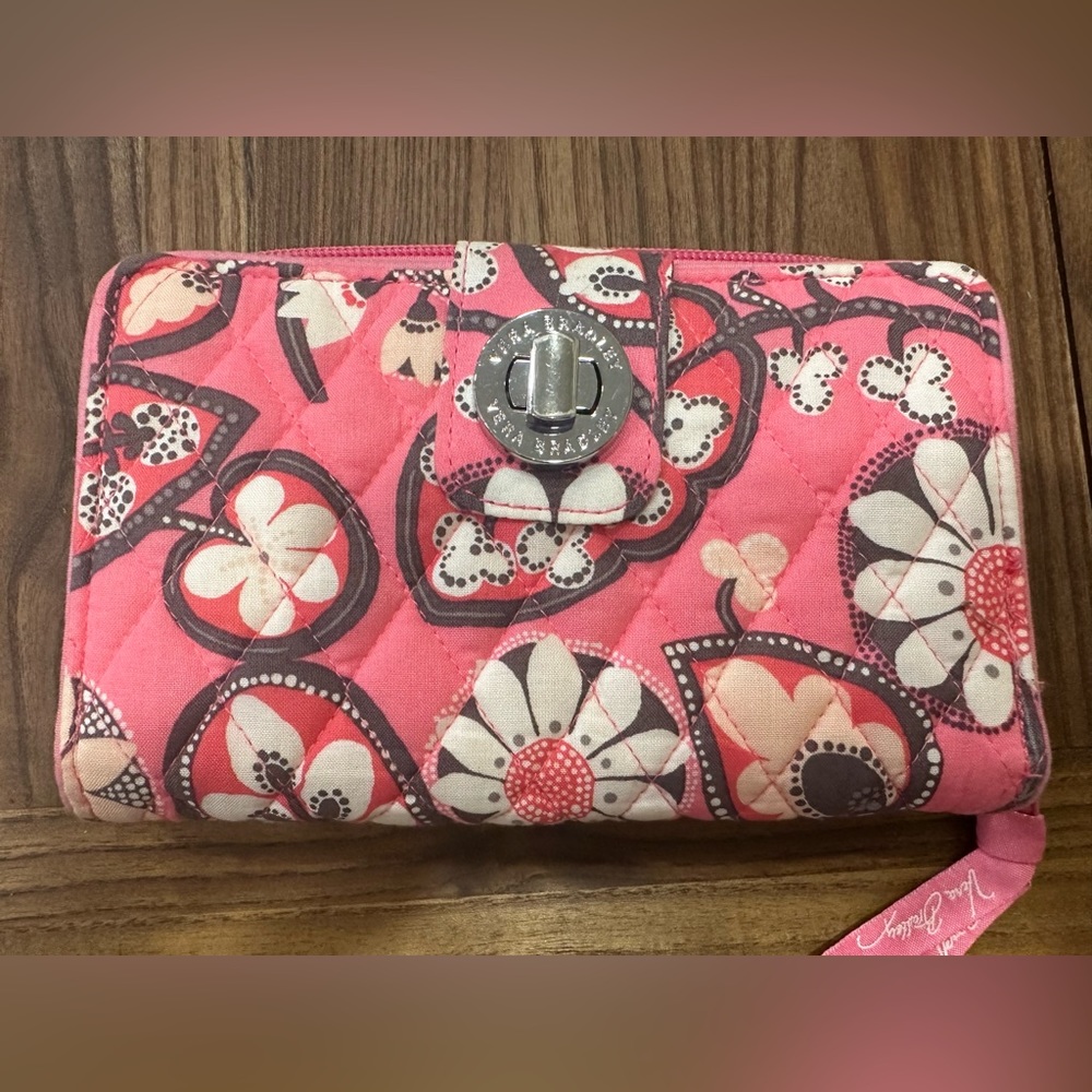 Vera Bradley Blush Pink Turnlock Wallet